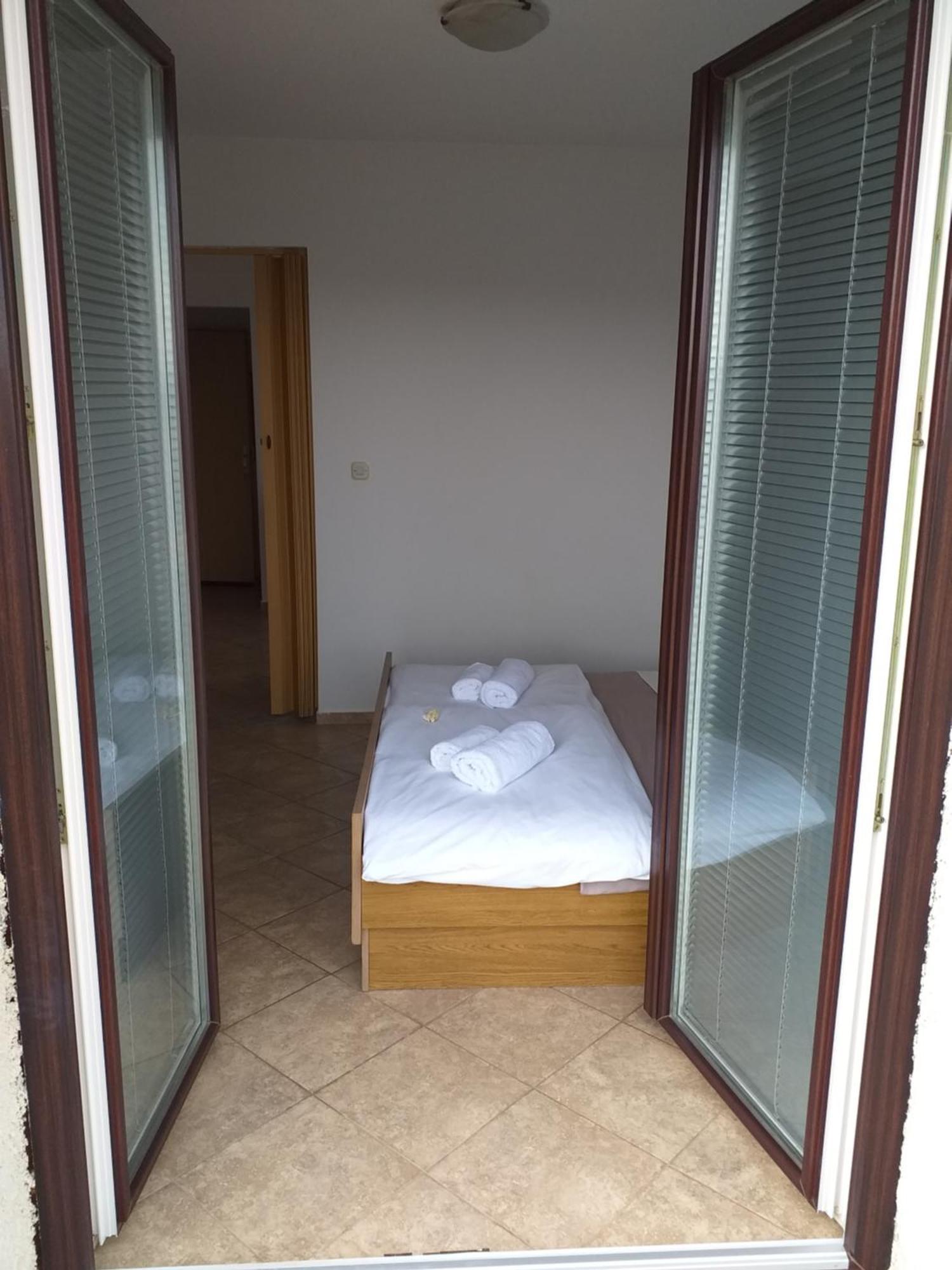 Apartments I-P Malinska Zewnętrze zdjęcie